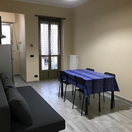 Il Borgo Antico: Vista Su Reggia Di Venaria Reale Apartment Bagian luar foto